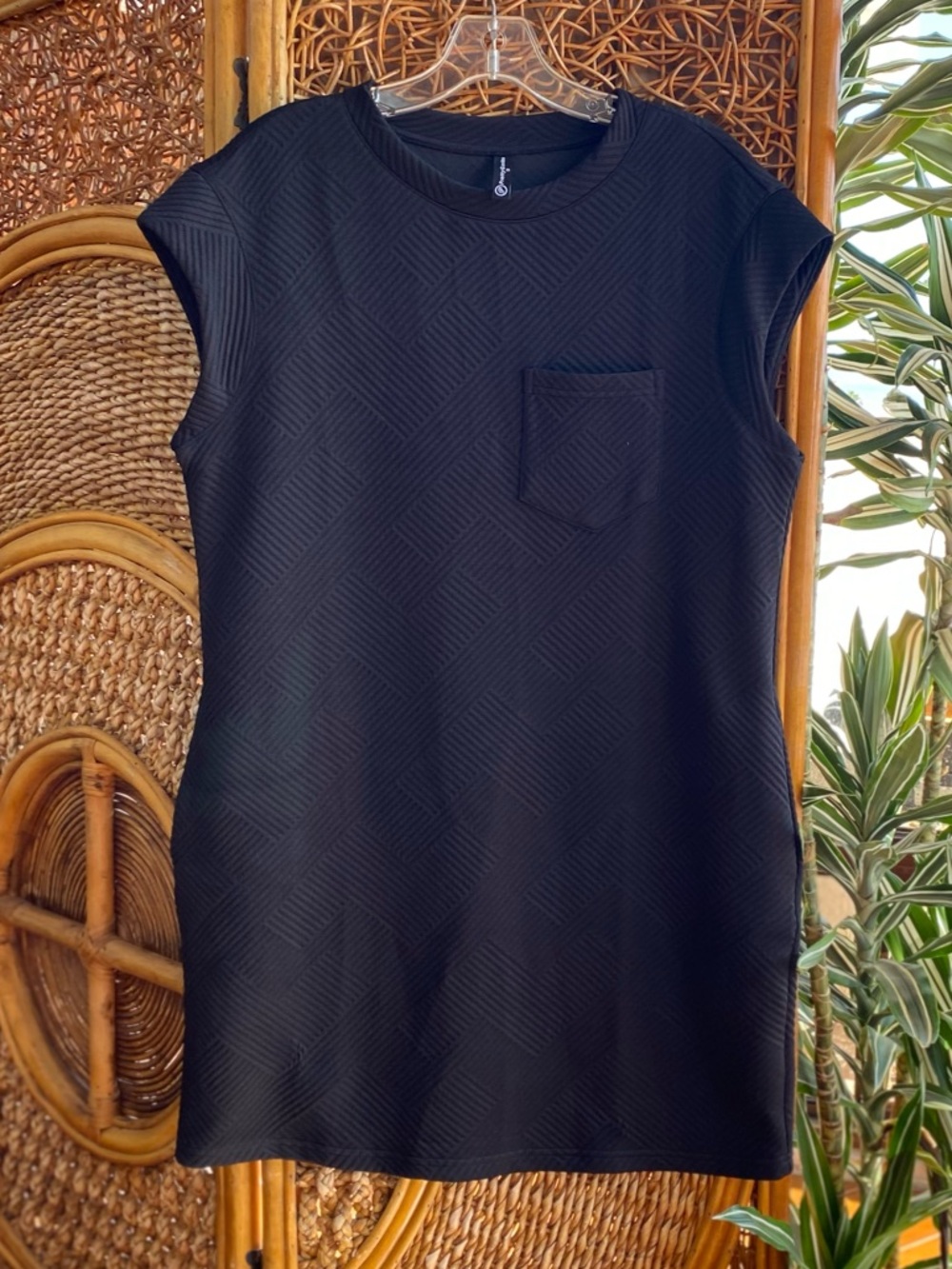 Pretty Garden Classic Black Cap-Sleeve Mini Dress NWOT